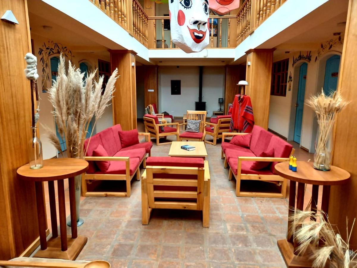 Inti Sisa Art Guesthouse Guamote Exterior photo